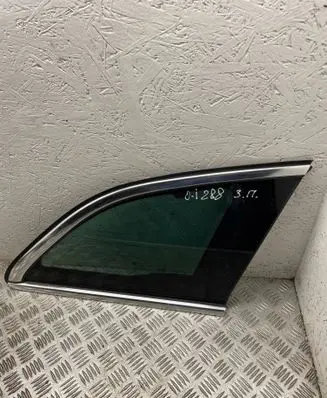 Opel Insignia A Rear side window 13237827