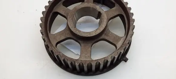 Toyota Avensis T250 Timing chain sprocket 1352327010
