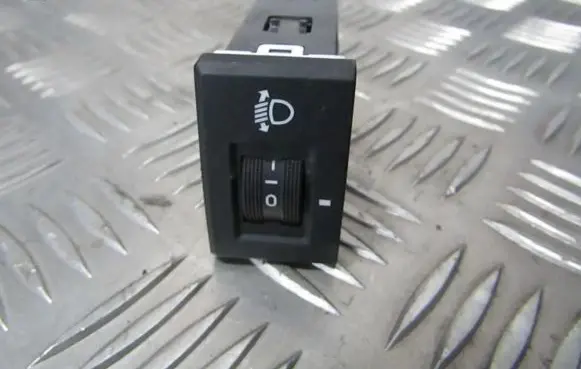 Hyundai i20 (PB PBT) Headlight level height control switch 751u00080 211000245
