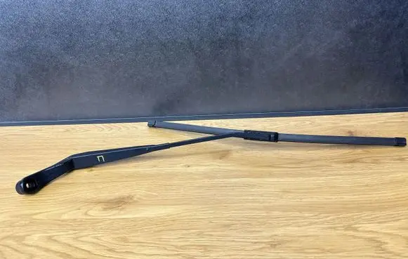 Dodge Caliber Front wiper blade arm 7160