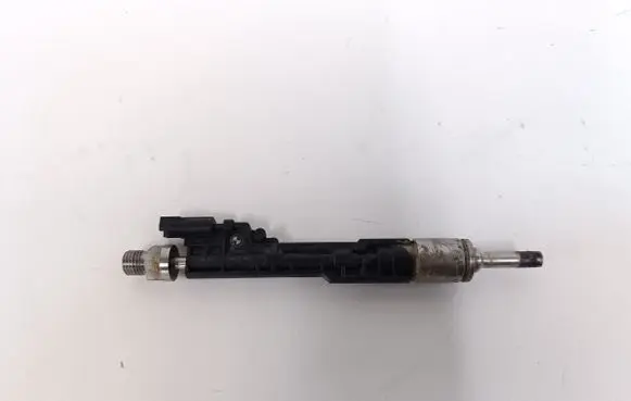 BMW X1 E84 Fuel injector 13647639994