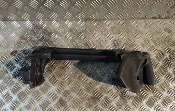 BMW M4 F82 F83 Fender foam support/seal 