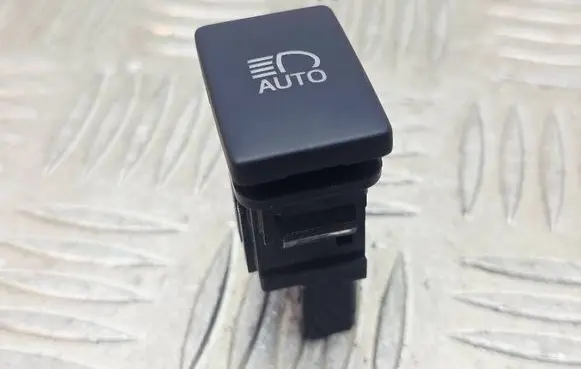 Toyota C-HR I Light switch 15E044