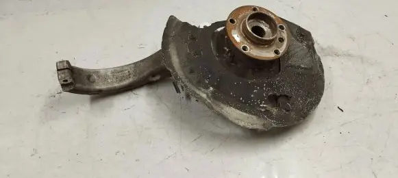 BMW X5 F15 Front wheel hub 6773783