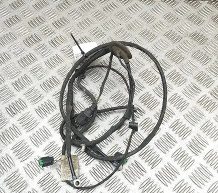 Volkswagen Amarok Windshield washer fluid hose 2H0971204B