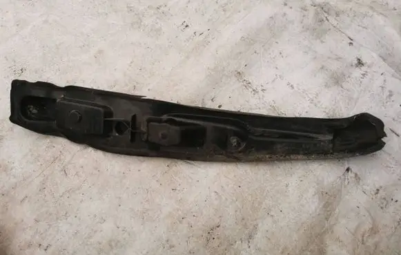 Peugeot 508 RXH Fender end trim 9686748680