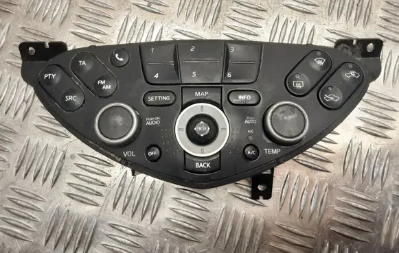 Nissan Primera Climate control unit 28395AV621