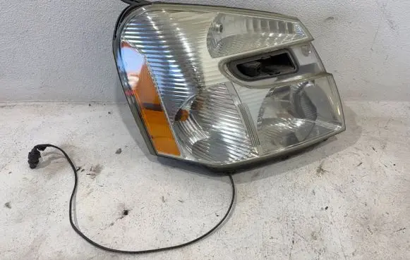 Chevrolet Equinox Headlight/headlamp