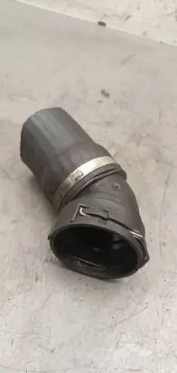 BMW X3 E83 Intercooler hose/pipe 7789048