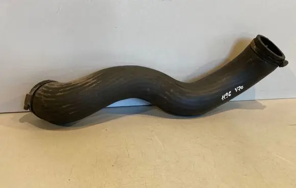 Volvo V70 Intercooler hose/pipe 30645937