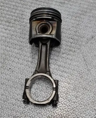 Fiat Ducato Piston with connecting rod