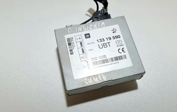 Opel Insignia A Aerial antenna filter 13319590