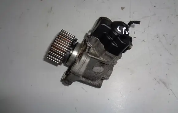 Seat Ibiza IV (6J,6P) Fuel injection high pressure pump 03P130755 28260092