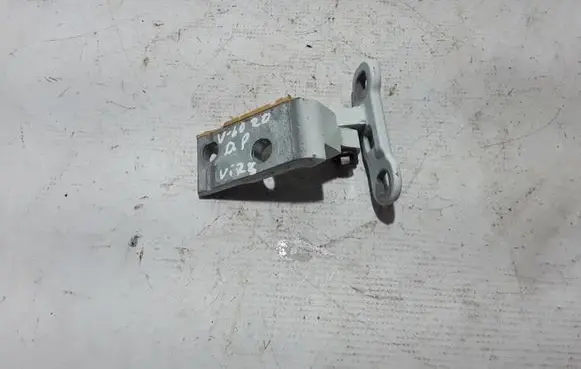 Volvo V60 Front door upper hinge 31662717
