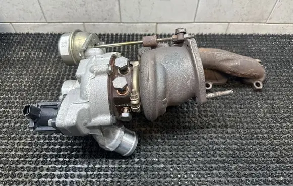 Citroen DS5 Turbo 762045580 53039700217
