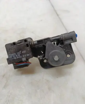 Opel Meriva A Tailgate exterior lock 09183495 13168316 13168320