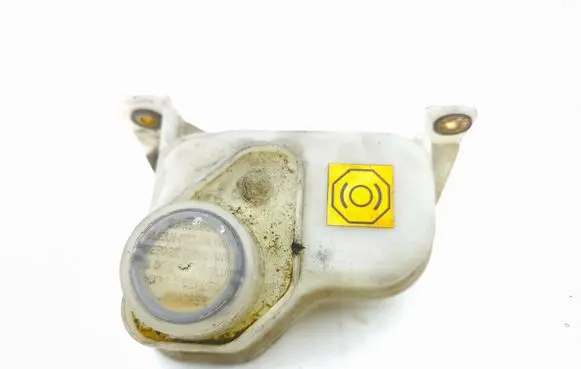 Maserati Quattroporte Brake fluid reservoir 