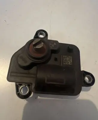 BMW 3 F30 F35 F31 Intake manifold valve actuator/motor 8632154
