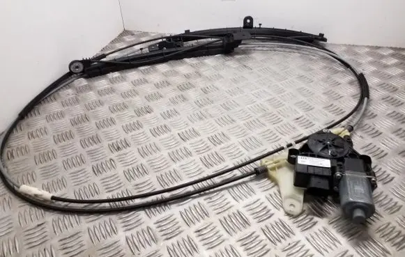 Audi A4 S4 B9 Curtain motor 8W9863560