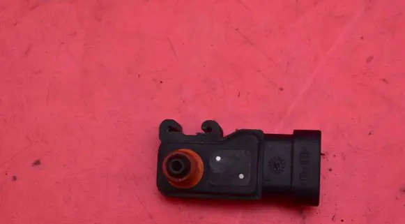 Sensor