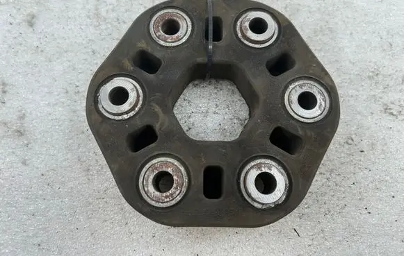 Lexus IS 220D-250-350 Rear prop shaft donut coupling/joint 6910A
