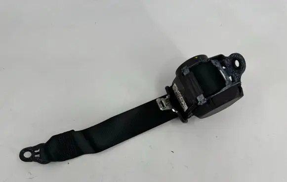 BMW 1 F20 F21 Rear seatbelt 7243309