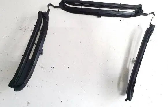 Toyota RAV 4 (XA40) Front bumper lower grill 53113or020 53113-or020
