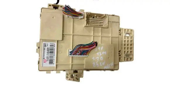 Hyundai i40 Fuse module 919503Z010 H3ZB0466 3Z0101108260493