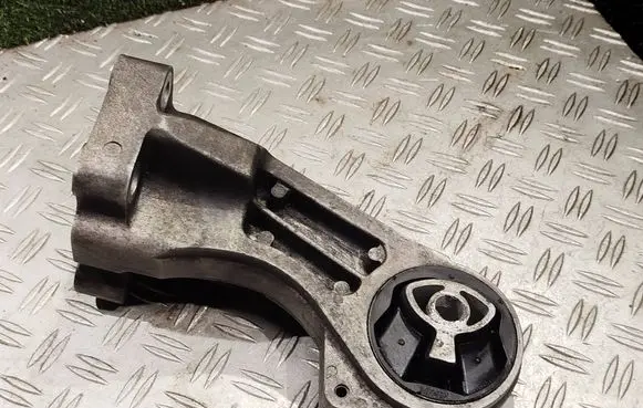 Renault Master III Engine mount bracket 112214498R