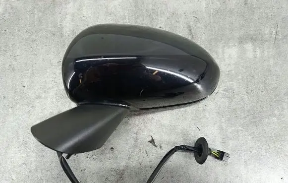 Opel Corsa D Front door electric wing mirror 468435664GM