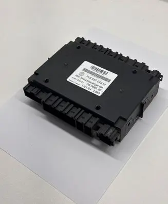 Volkswagen Touareg I Comfort/convenience module 7L6937049M H50S3001 05066525