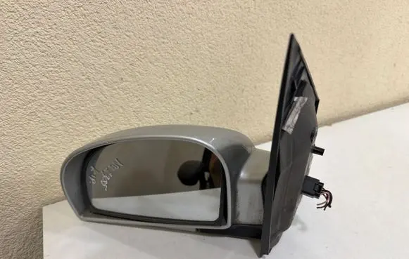 Hyundai Getz Front door electric wing mirror E4012190