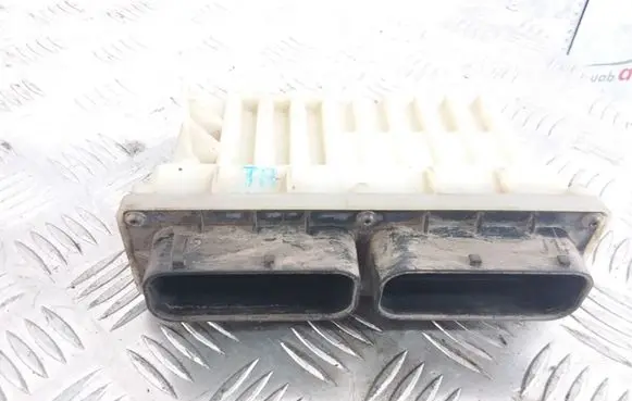 Opel Astra G Fan control module 24456733 15427111