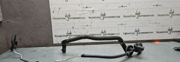 Mercedes-Benz E W212 Engine coolant pipe/hose A2128300496