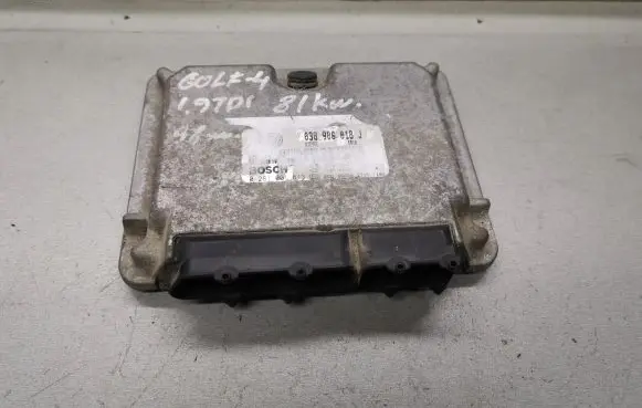 Volkswagen Golf IV Engine control unit/module 038906018J 0281001613
