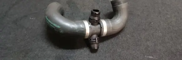 BMW 5 F10 F11 Engine coolant pipe/hose 11534611974