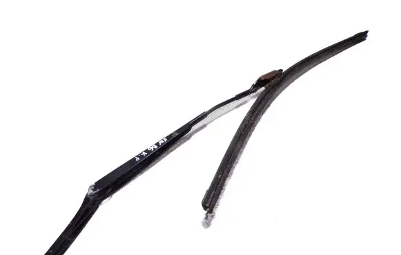 Volkswagen PASSAT B6 Front wiper blade arm 3C1955409C