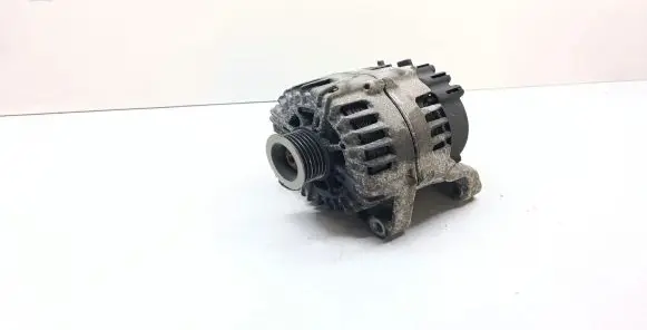 BMW X1 E84 Generator/alternator 7802261