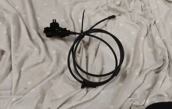 KIA Niro Engine bonnet/hood lock release cable 