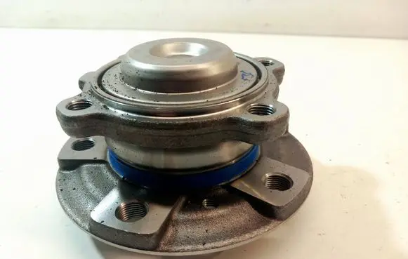 BMW 4 F36 Gran coupe Front wheel ball bearing 6876842