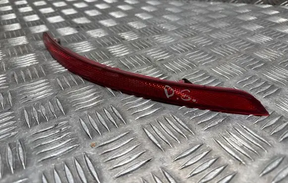 Fiat 500X Rear tail light reflector 51941875 1137600