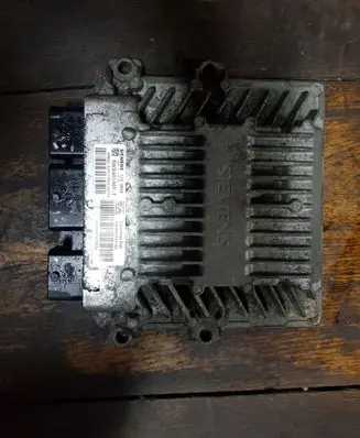 Peugeot Partner Engine control unit/module 5WS40146FT HW9647423380