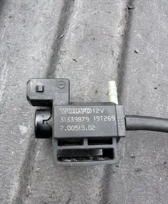 Volvo V60 Turbo solenoid valve 31339879 19T269