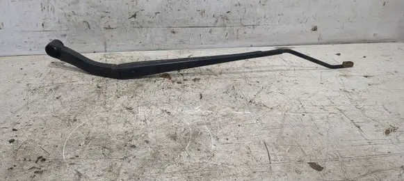 Opel Insignia A Front wiper blade arm 13227399