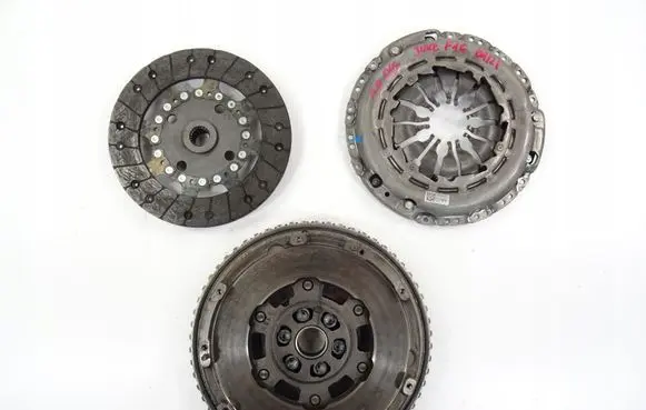 Nissan Juke II F16 Clutch set kit 302057428R