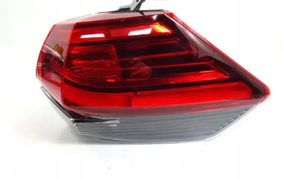 Nissan X-Trail T32 Rear/tail lights 265506FP0A
