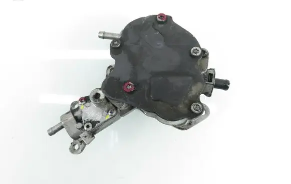Volkswagen PASSAT B5.5 Vacuum pump 038145209N