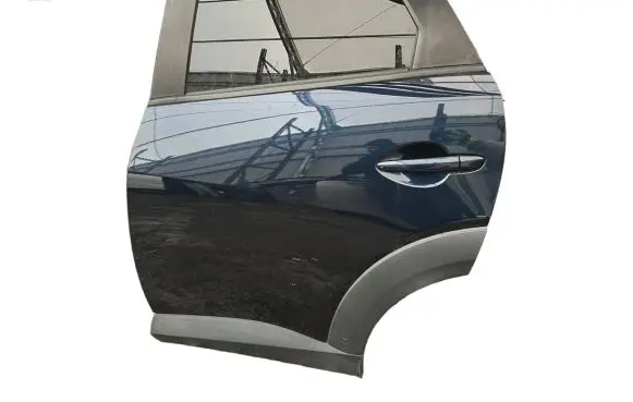 Mazda CX-3 Rear door