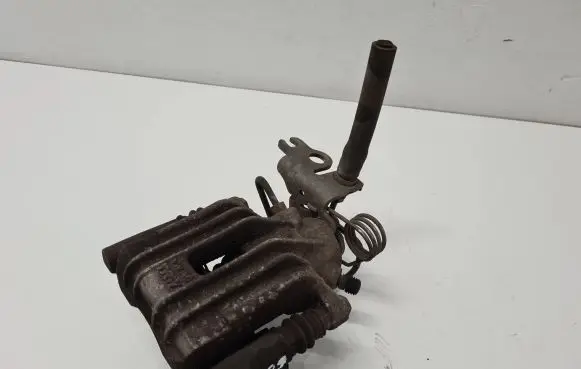 Volkswagen Caddy Rear brake caliper