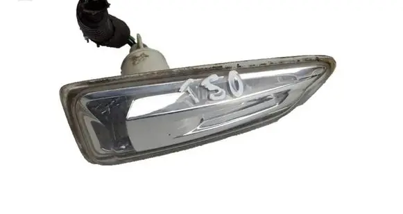 Opel Astra H Front fender indicator light 13273104